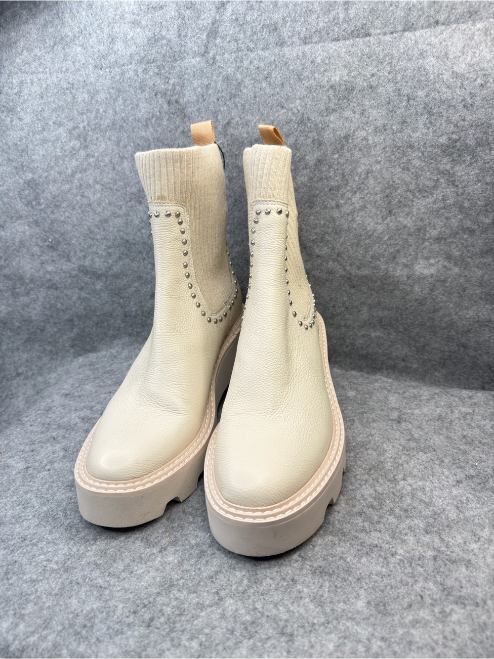 Dolce Vita Cream Leather Studded Lug Sole Chelsea Boots Women's Size 11